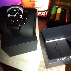 Marc Jacobs hybrid smartwatch